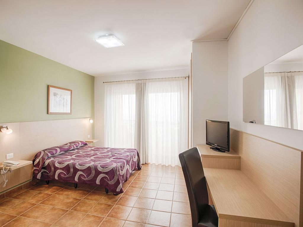 סן איסידרו Hotel Ucanca מראה חיצוני תמונה